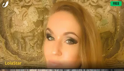 LolaStar live cam